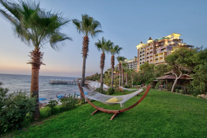 Алсанджак: Отель Merit Crystal Cove Casino & SPA