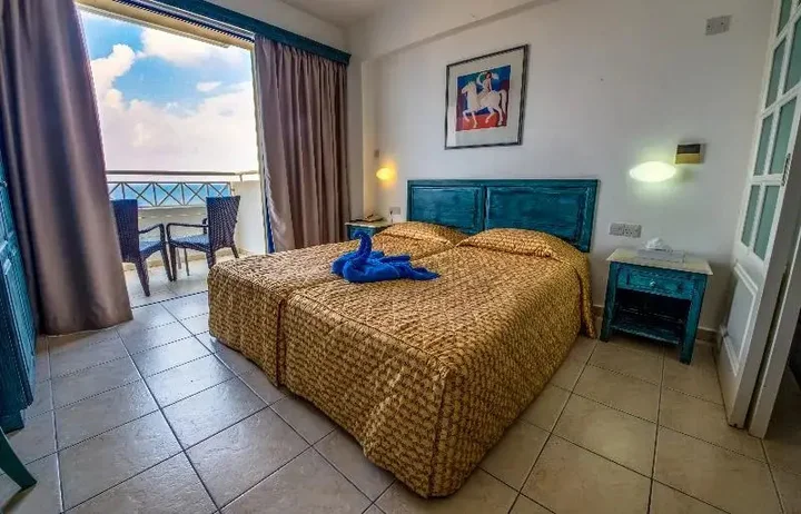 Хлорака: St. George Gardens & Suites