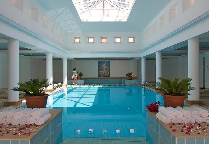Хлорака: St. George Gardens & Suites