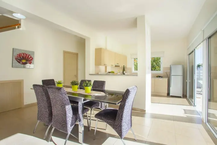 Протарас: Protaras Delfini Villas