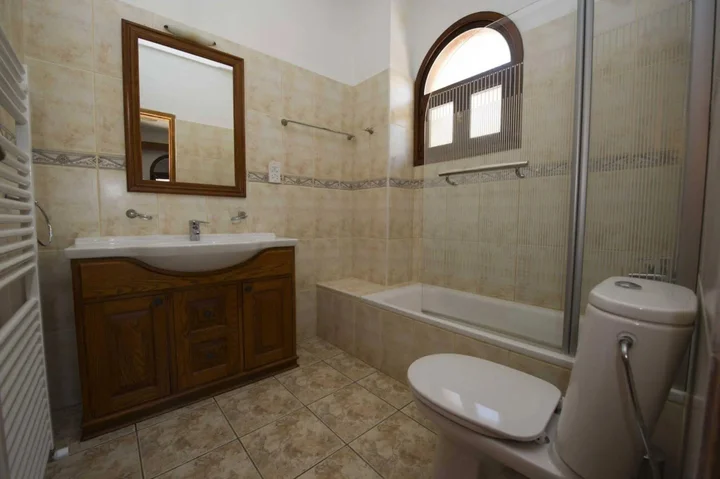 Полис Хрисохус: Constantinos Villa
