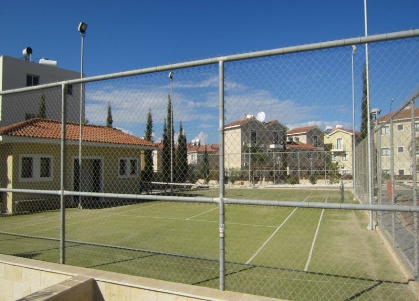 Паралимни: 2 Br Townhome Valentina - Chg 8905