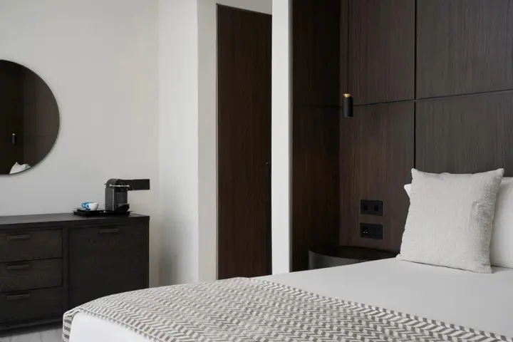 Агиос Тихонас: Atlantica Bay Hotel - Adults Only