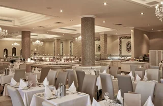 Агиос Тихонас: Atlantica Bay Hotel - Adults Only