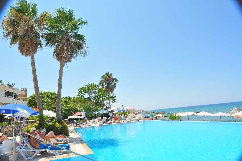 Алсанджак: L.A. Hotel & Resort