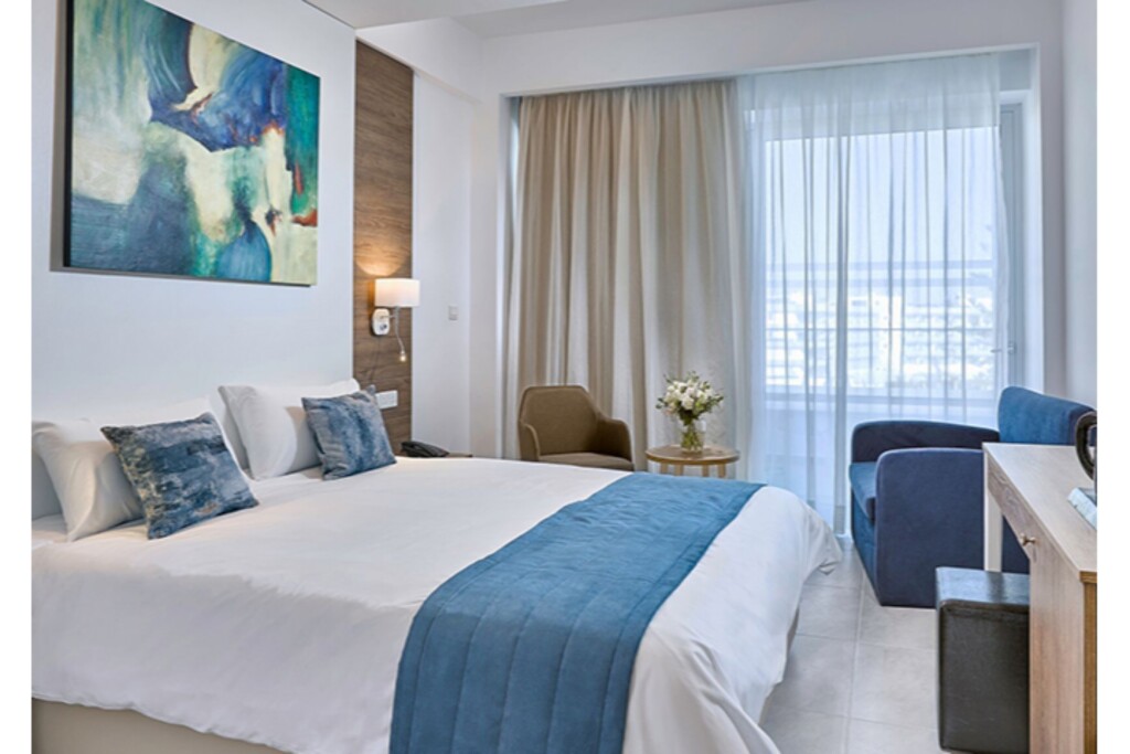 Айя-Напа: Gaia Sun N Blue Hotel