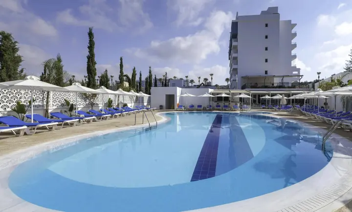 Айя-Напа: Gaia Sun N Blue Hotel