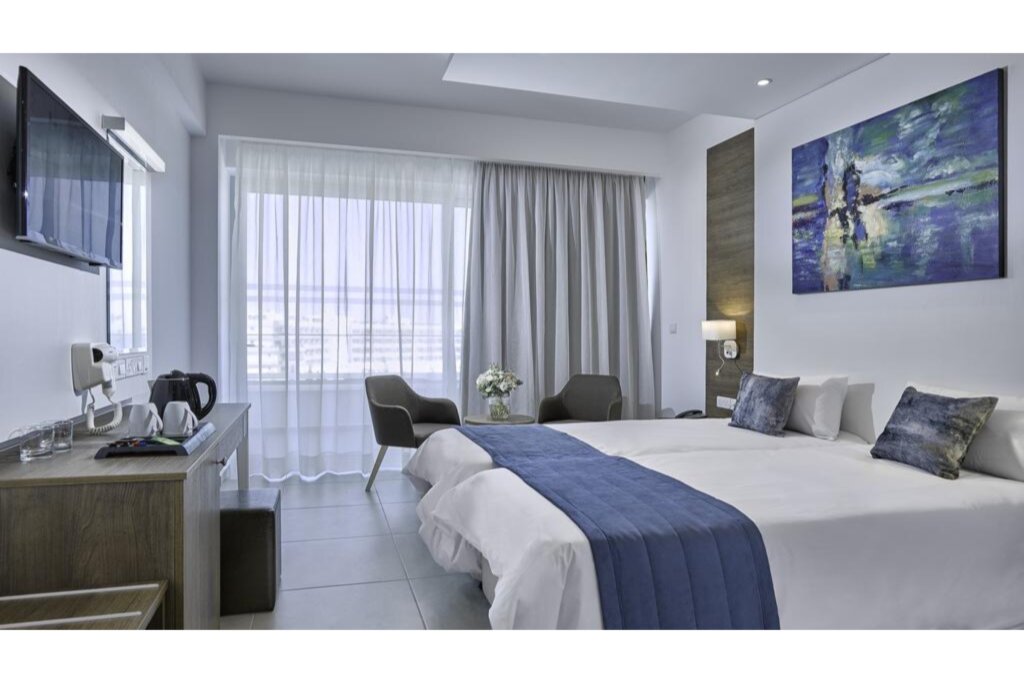 Айя-Напа: Gaia Sun N Blue Hotel