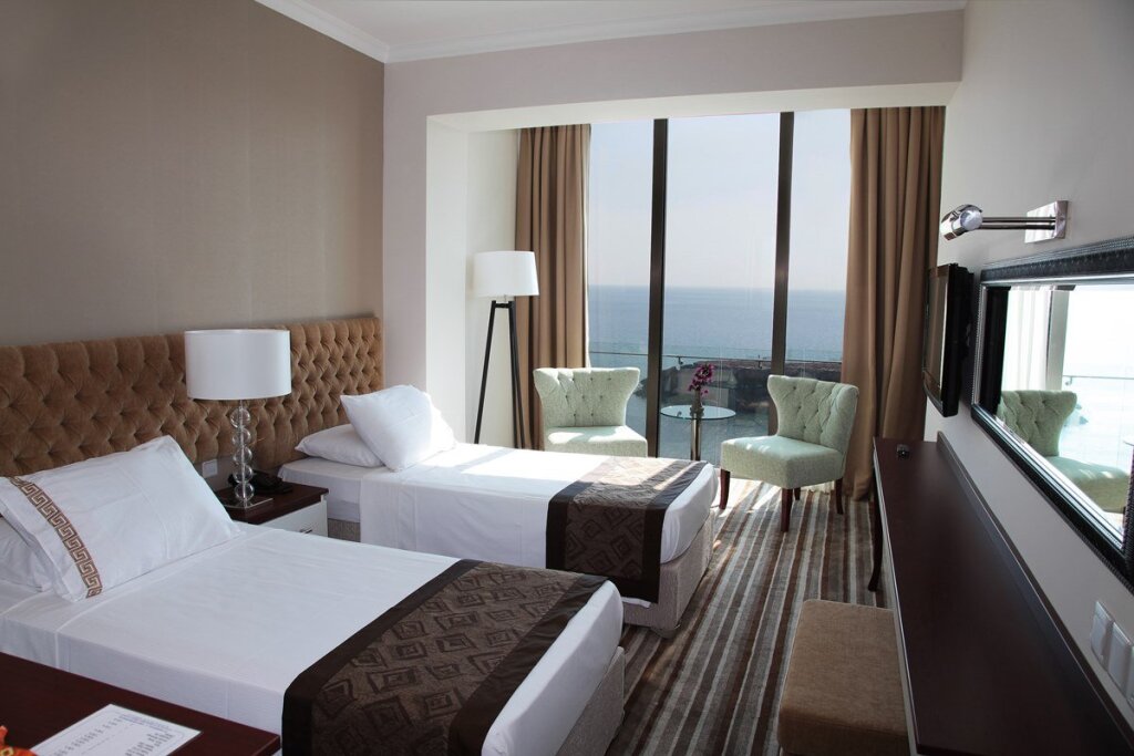 carousel image 3