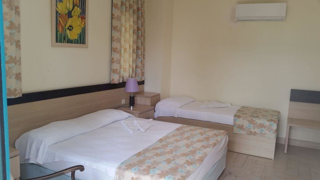 Алсанджак: Denizkizi Hotel