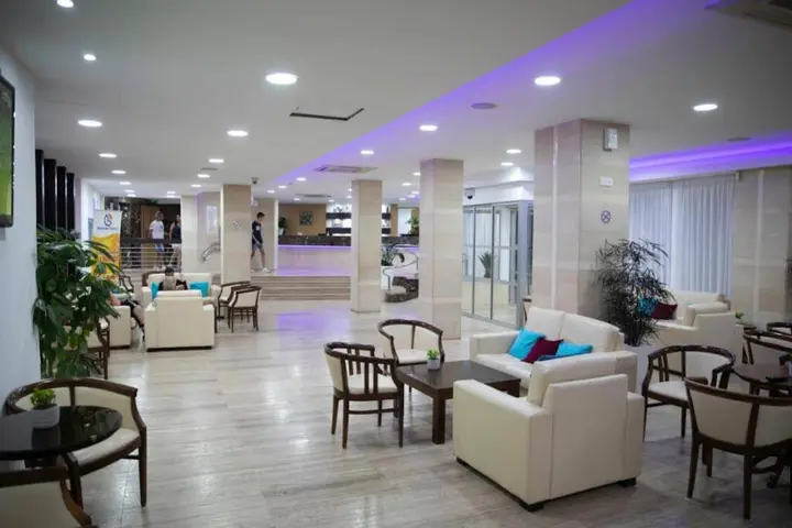Протарас: Tetyk Hotel