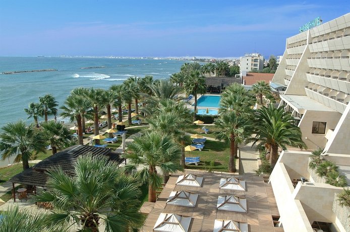 Ларнака: Palm Beach and Bungalows Larnaca