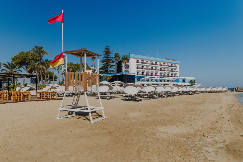 Фамагуста: Отель Arkin Palm Beach