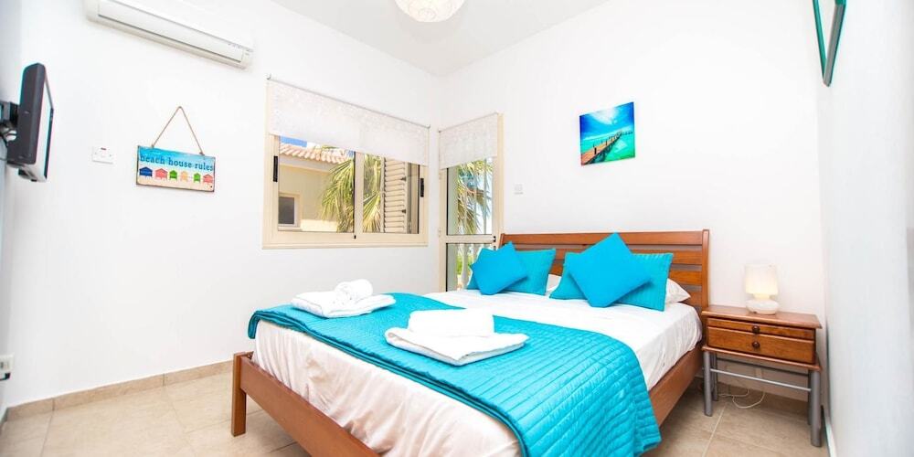 Паралимни: Oceanview Luxury Villa 134