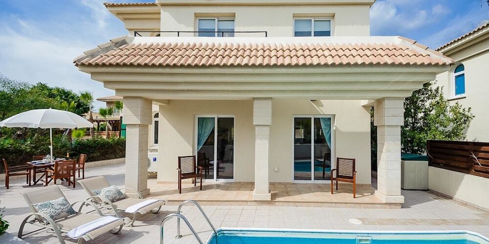 Паралимни: Oceanview Luxury Villa 164