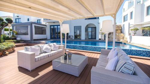 Протарас: Oceanview Luxury Villa 203