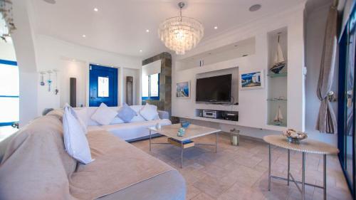 Протарас: Oceanview Luxury Villa 203