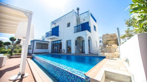 Протарас: Oceanview Luxury Villa 203