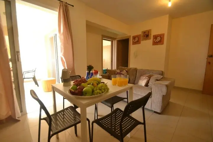 Паралимни: Thea Apartment