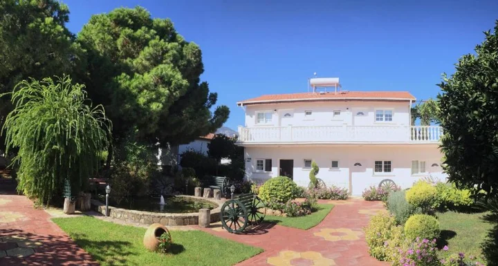 Алсанджак: The Villa Club Holiday Village