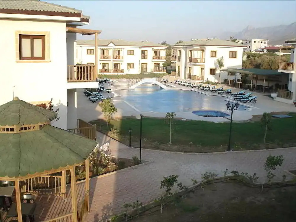 Алсанджак: Green Holiday Village