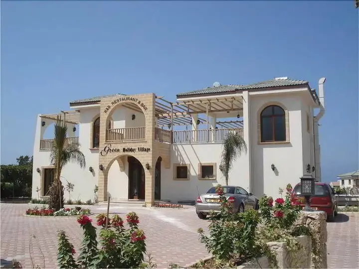 Алсанджак: Green Holiday Village