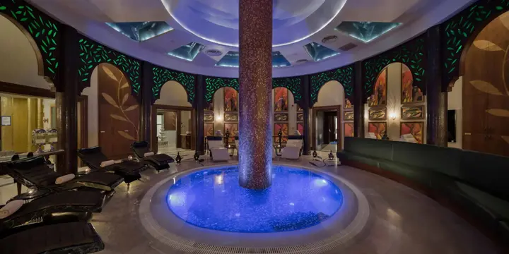 Алсанджак: Merit Royal Hotel - All Inclusive