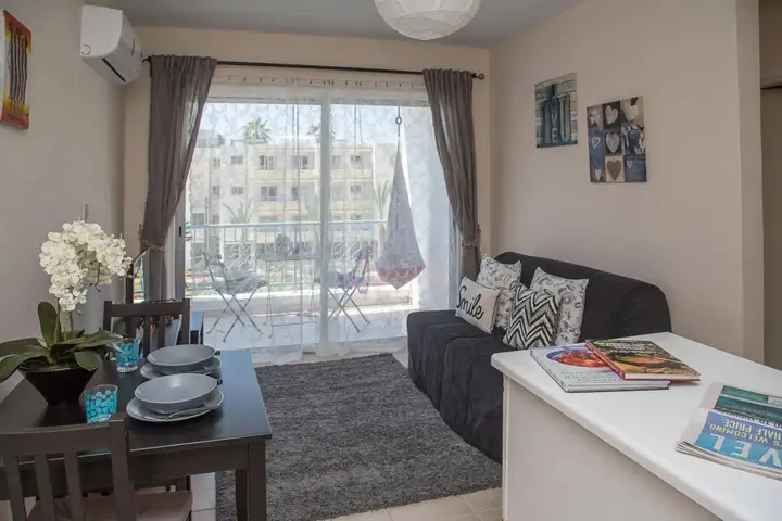 Paphos Love Hut Apartment — фото 4