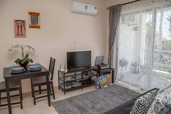 Героскипу: Paphos Love Hut Apartment
