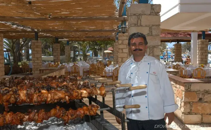 Героскипу: Leonardo Plaza Cypria Maris Beach Hotel & Spa