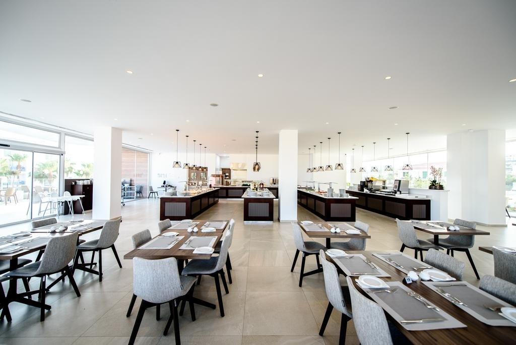 Айя-Напа: Eleana Hotel