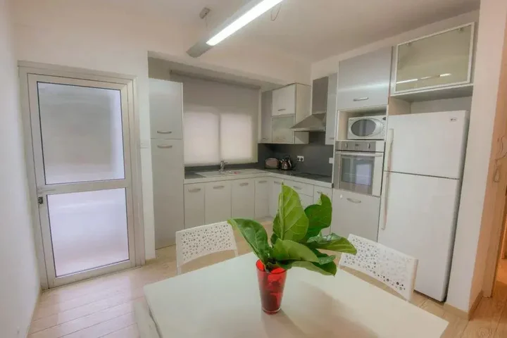 Гермасойя: Dasoudi Luxury Beachfront Apartment