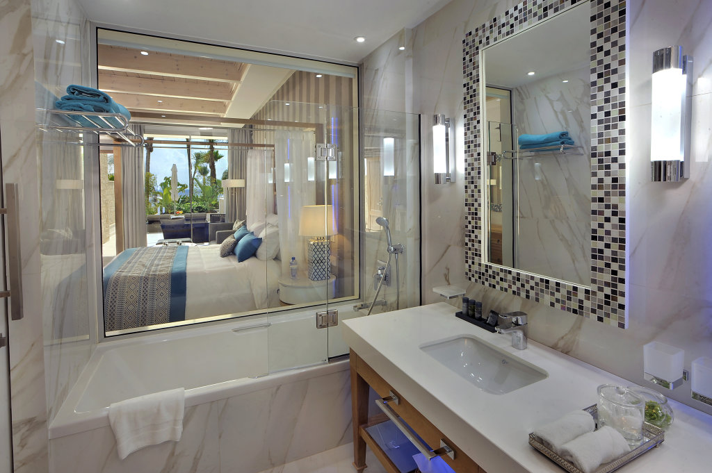 Пафос: Amavi, MadeForTwo Hotels - Paphos