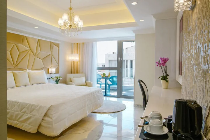 Ларнака: Qbic City Hotel