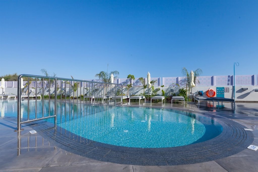 Протарас: The Blue Ivy Hotel and Suites