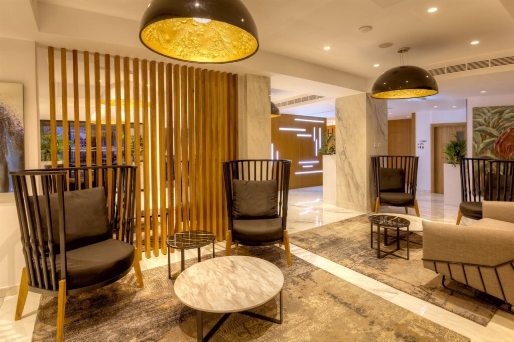 Протарас: The Blue Ivy Hotel and Suites