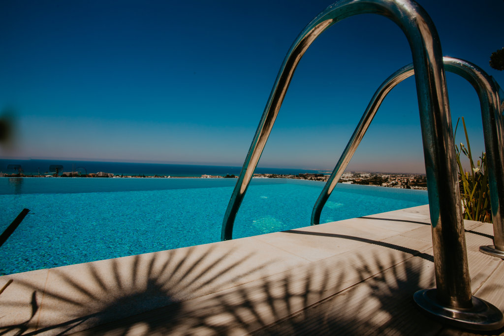 Айя-Напа: Отель Napa Suites