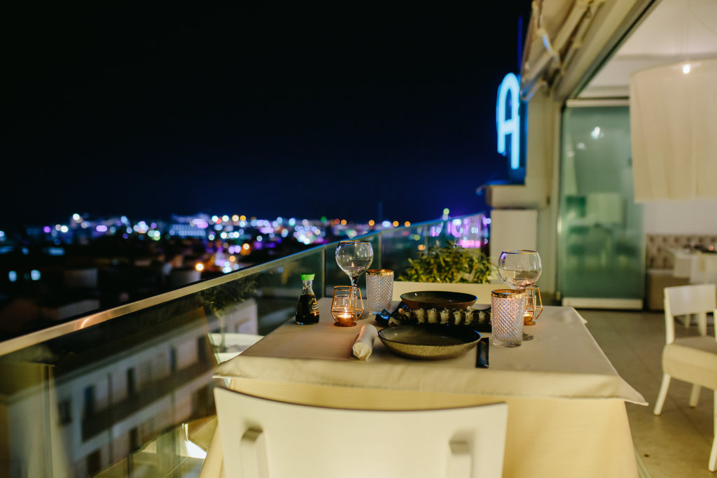 Айя-Напа: Отель Napa Suites