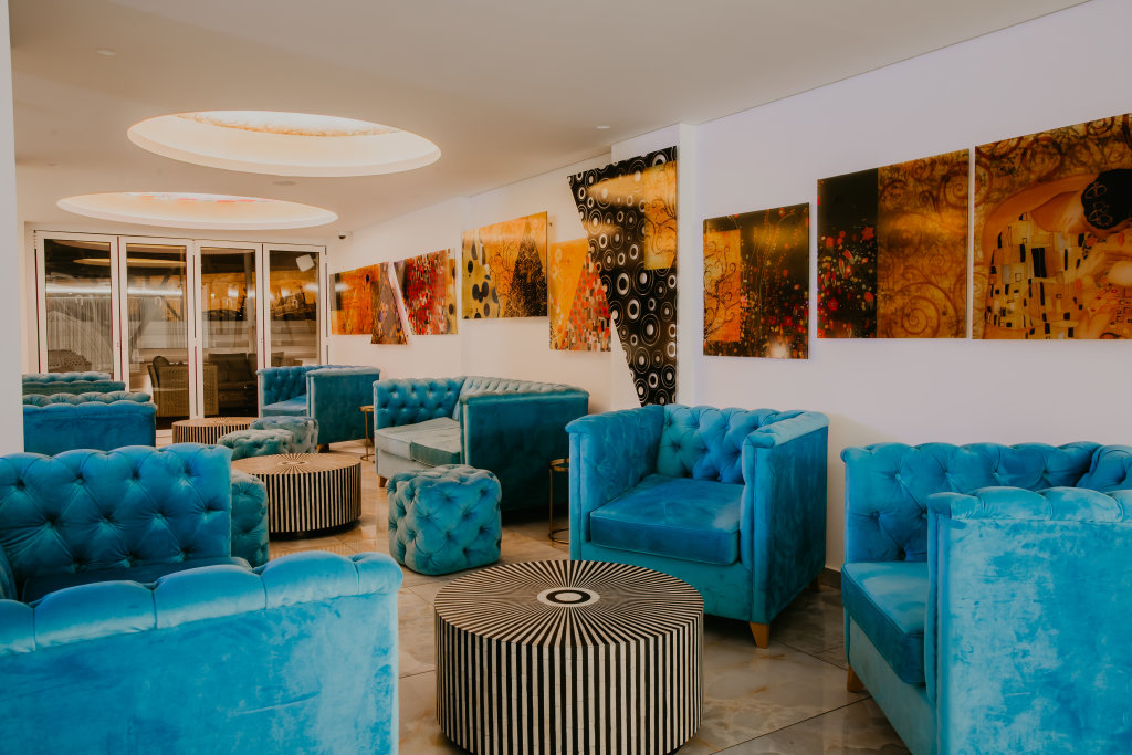 Айя-Напа: Отель Napa Suites