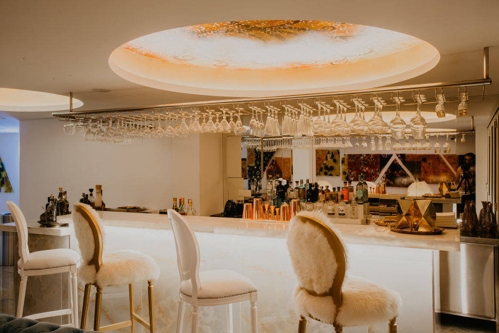Айя-Напа: Отель Napa Suites