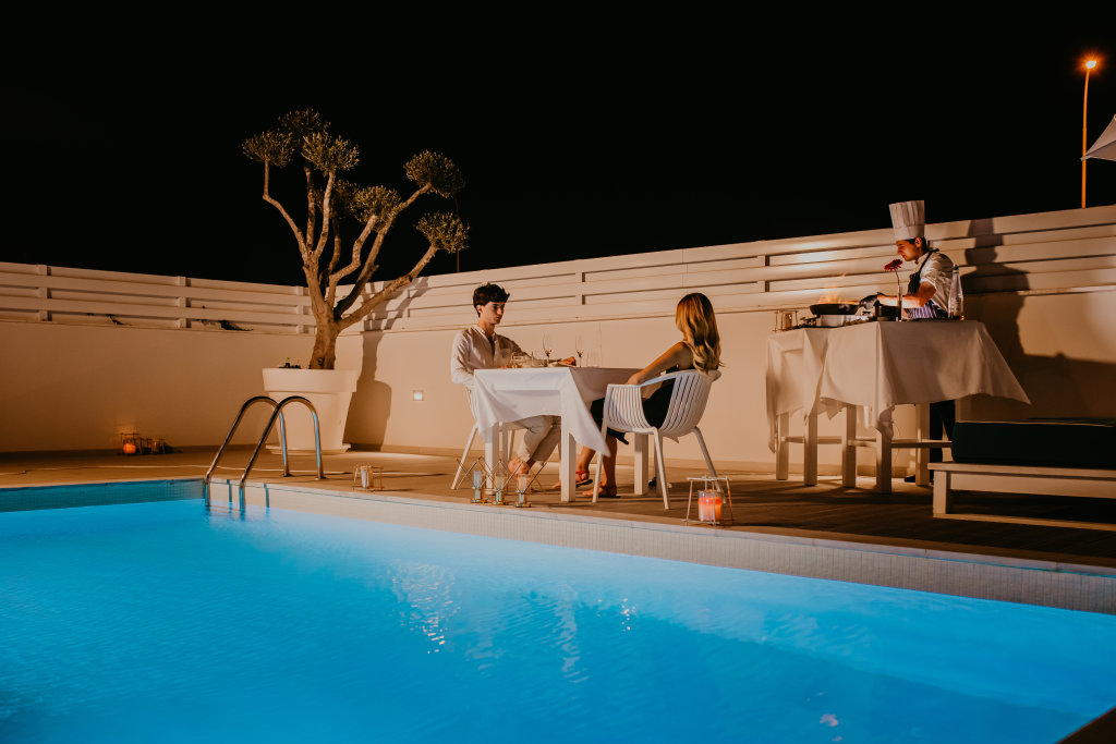 Айя-Напа: Отель Napa Suites