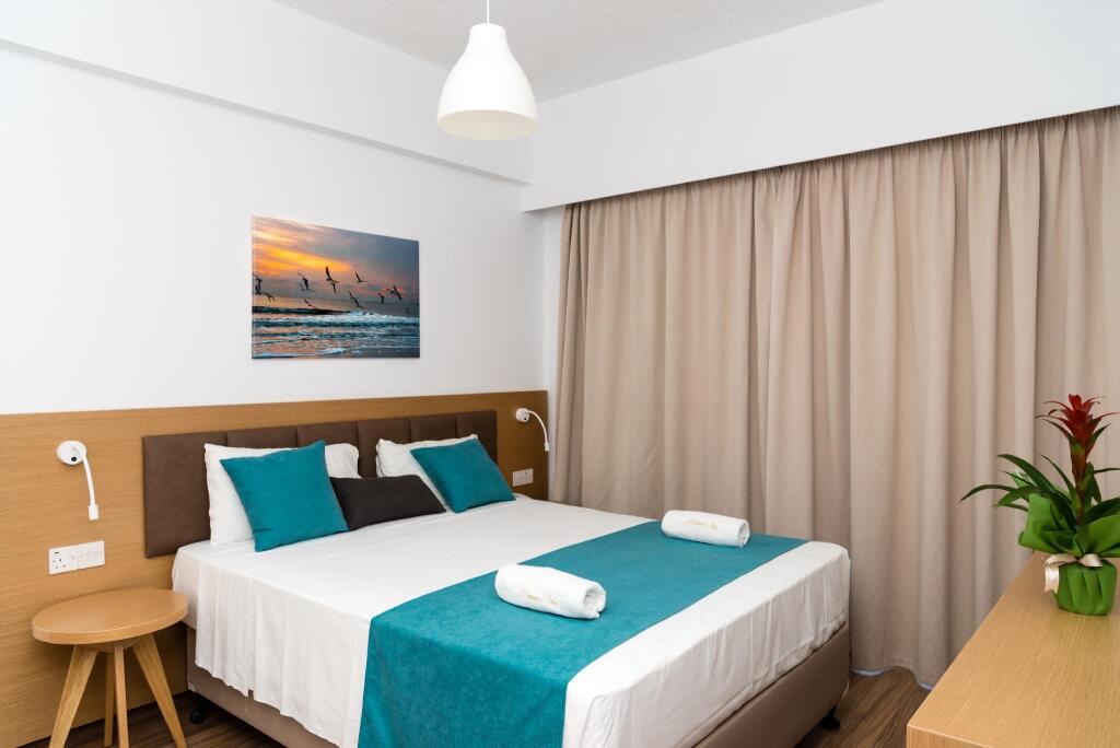 Хлорака: Helios Bay Hotel Apartments