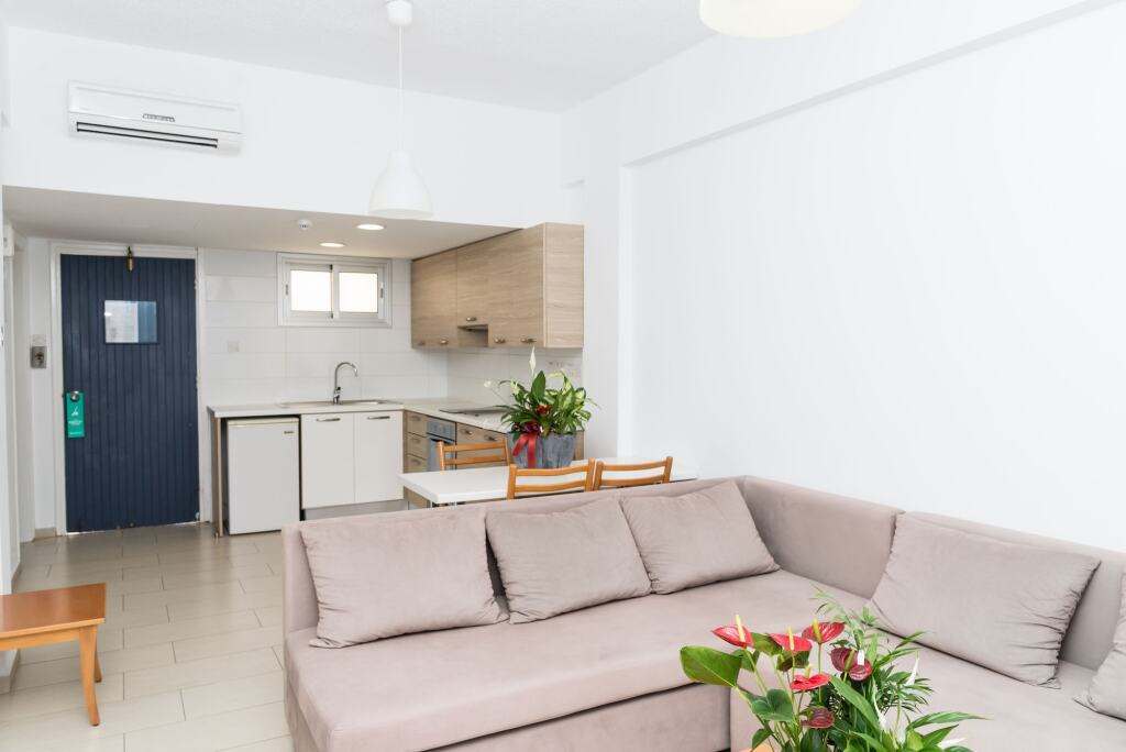 Хлорака: Helios Bay Hotel Apartments