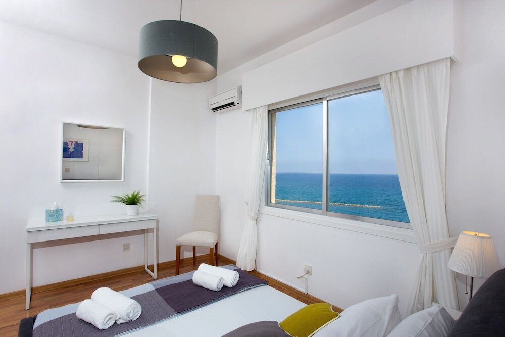 Seaside Luxury Beach Apartment — фото 4