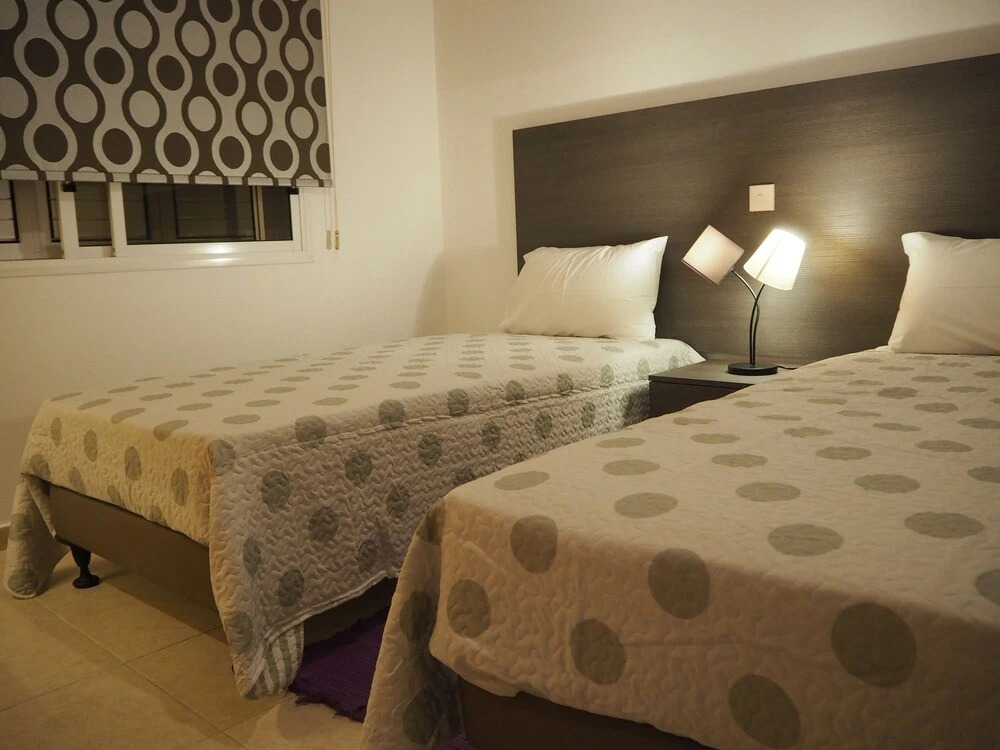 Пафос: Sirena Sunrise Prestige Apartments