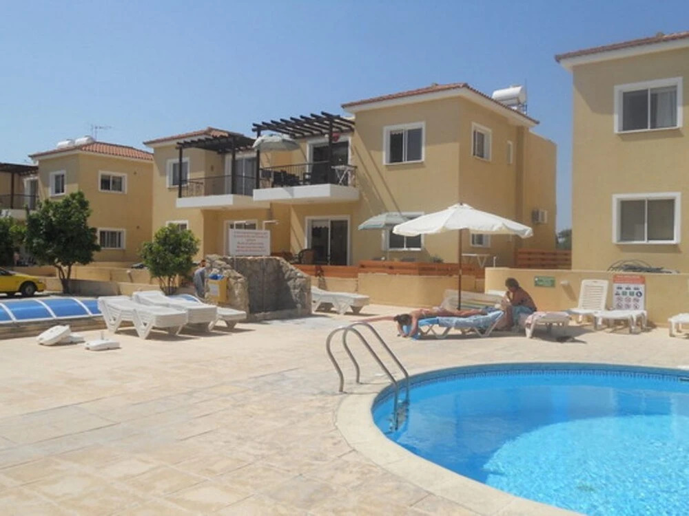 Пафос: Sirena Sunrise Prestige Apartments