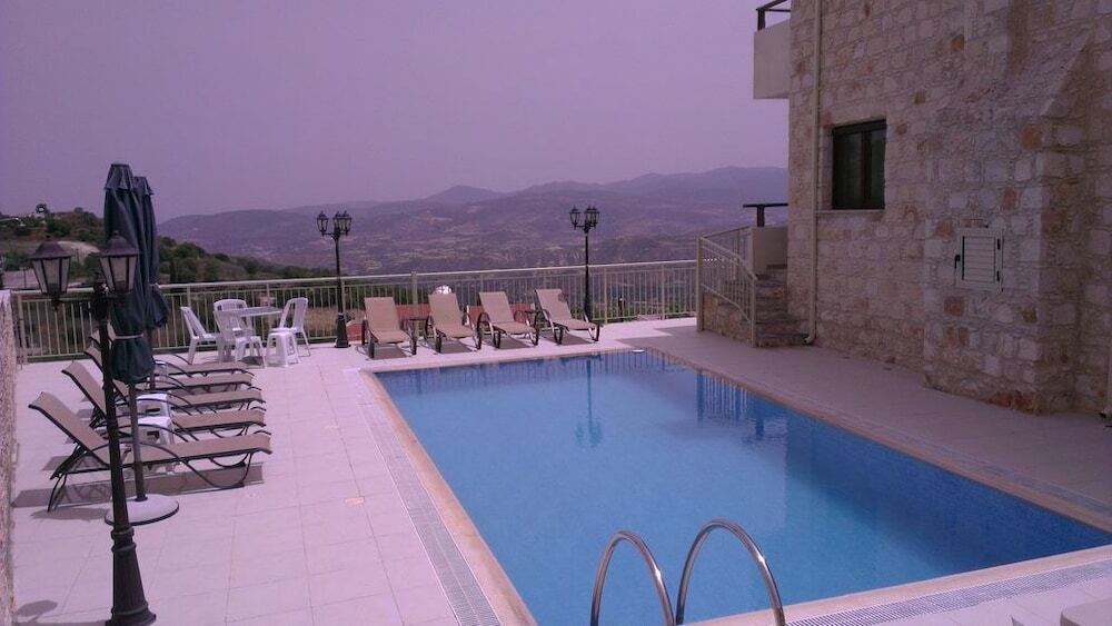 Киссонерга: Starlit Villa
