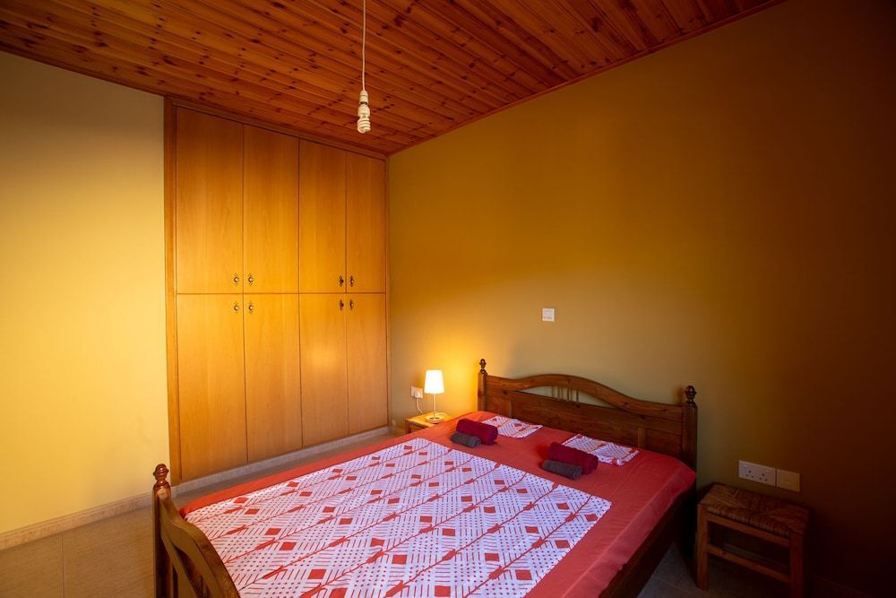 Какопетрия: Satori Hut - Hostel