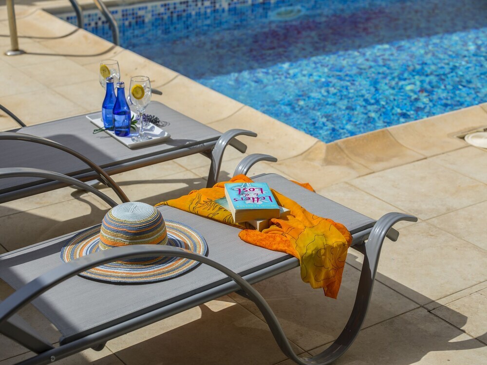 Паралимни: Protaras Villa Amber