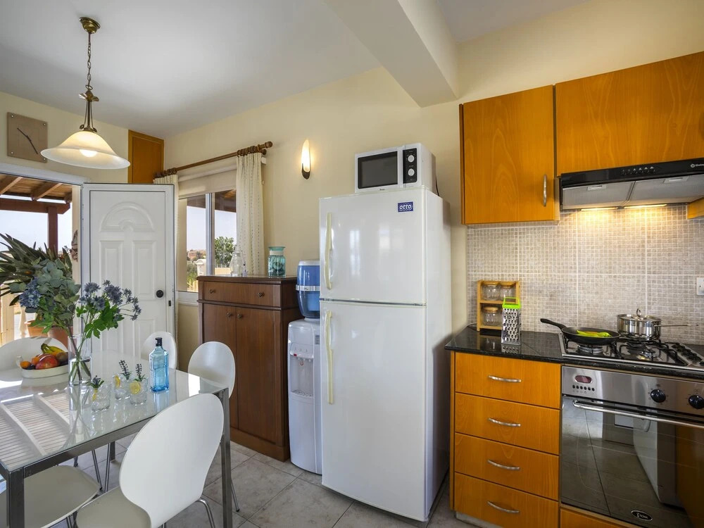 Паралимни: Protaras Villa Amber